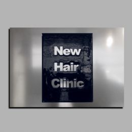 ../media-library_1080x1080/graverade_skyltar_new_hair_clinic_gravyr_clarex_1_L_F.jpg